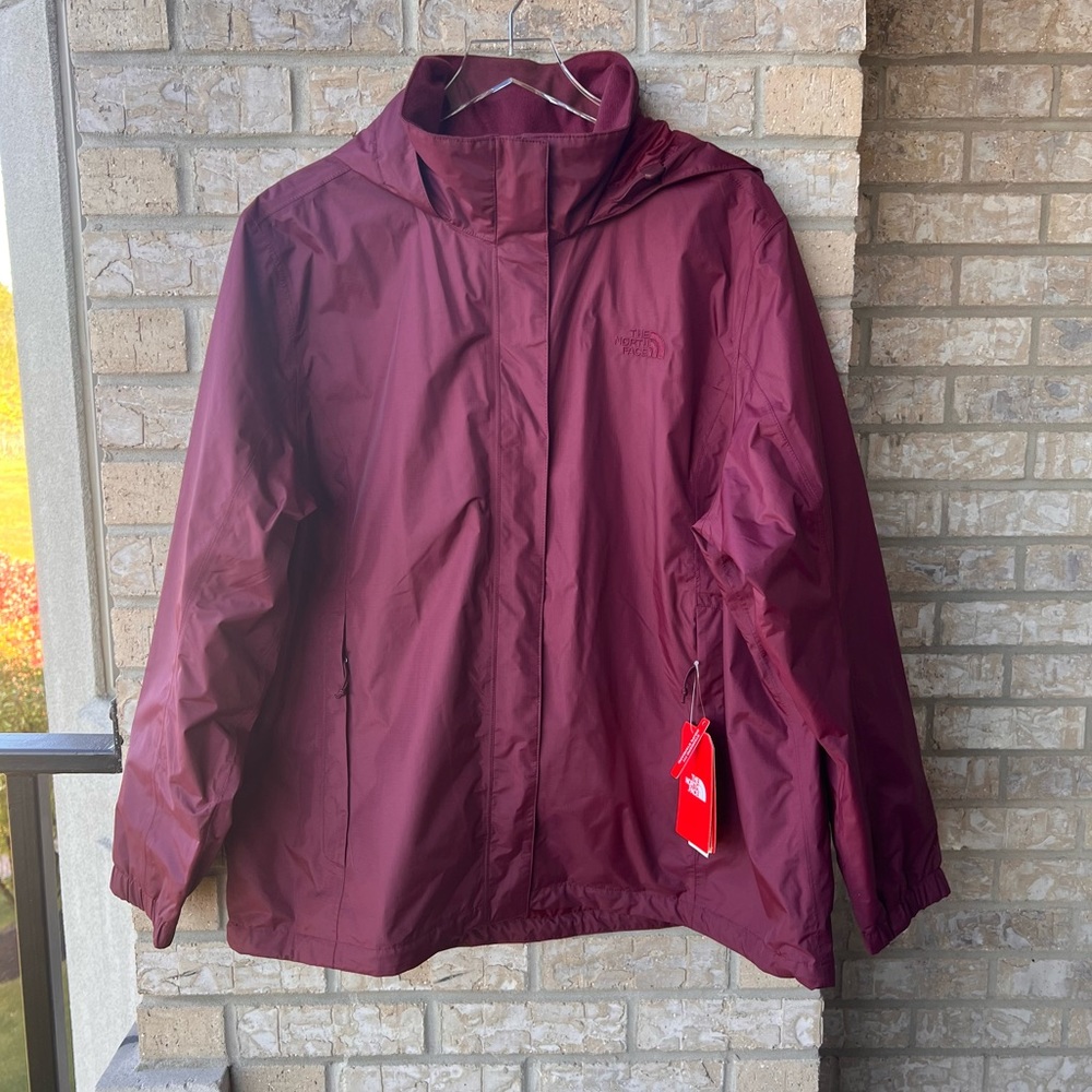 The North Face Women's Resolve 2 Jacket in Deep Garnet Red